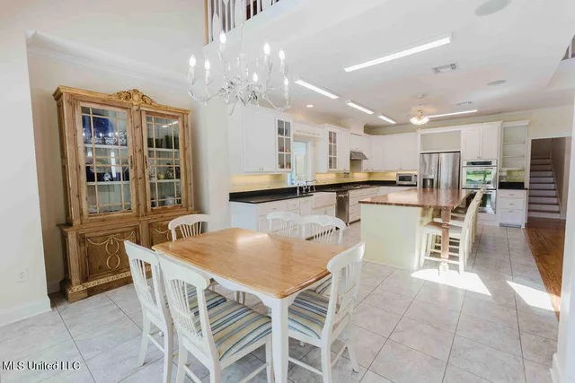 $1,089,000 | 112 BlackBerry Creek Road, Flora, MS 39071