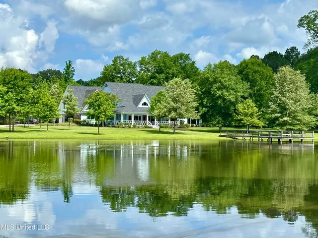 $1,089,000 | 112 BlackBerry Creek Road, Flora, MS 39071