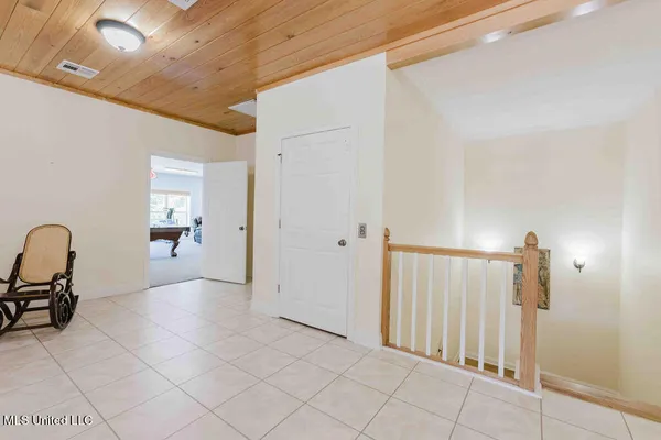 $1,025,000 | 112 BlackBerry Creek Road, Flora, MS 39071