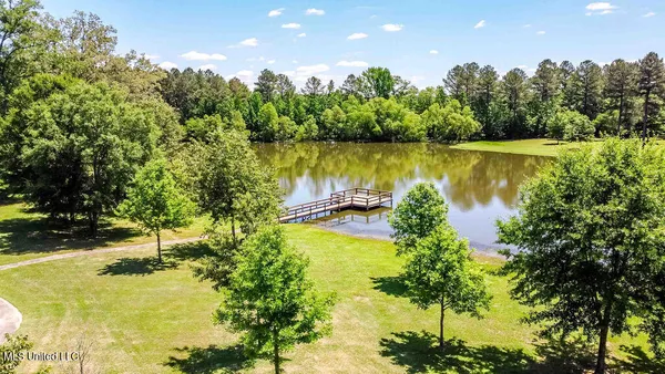 $1,025,000 | 112 BlackBerry Creek Road, Flora, MS 39071