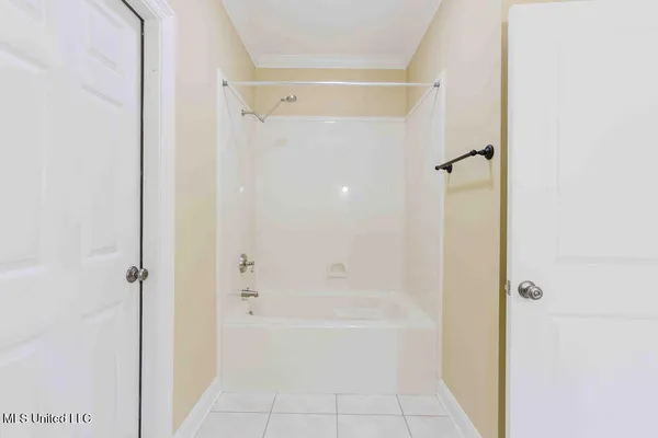 $1,025,000 | 112 BlackBerry Creek Road, Flora, MS 39071