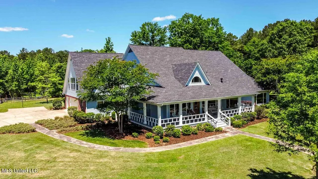 $1,089,000 | 112 BlackBerry Creek Road, Flora, MS 39071