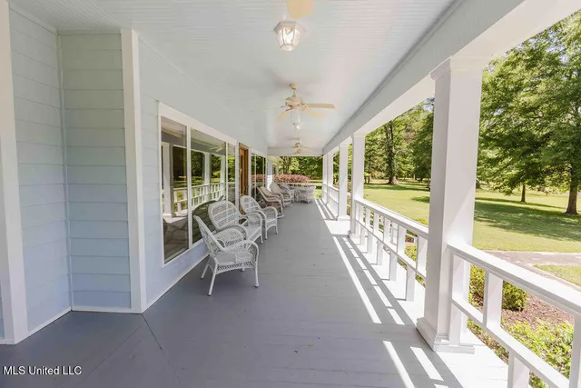 $1,089,000 | 112 BlackBerry Creek Road, Flora, MS 39071