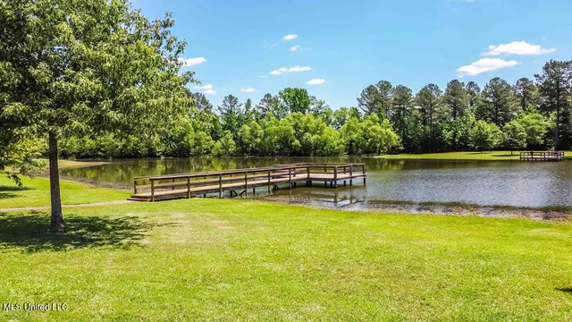 $1,089,000 | 112 BlackBerry Creek Road, Flora, MS 39071