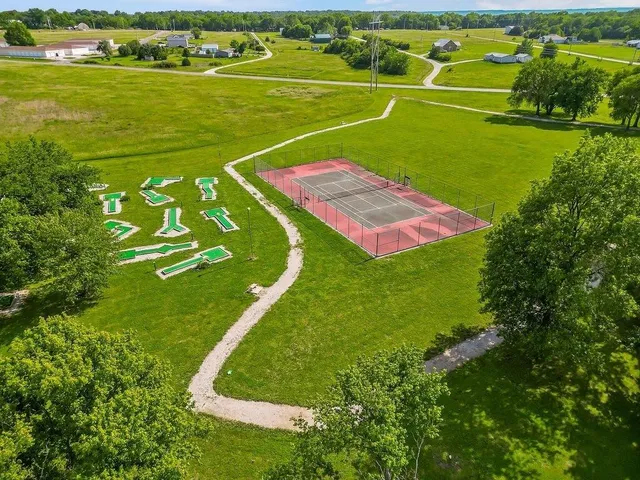 $254,900 | 38 Lakeside Circle, Linn Valley, KS 66040