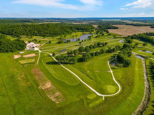 $254,900 | 38 Lakeside Circle, Linn Valley, KS 66040