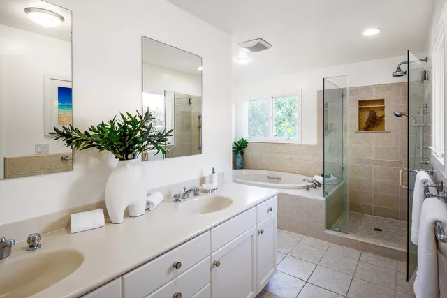 $2,625,000 | 530 Live Oak Lane, Redwood City, CA 94062