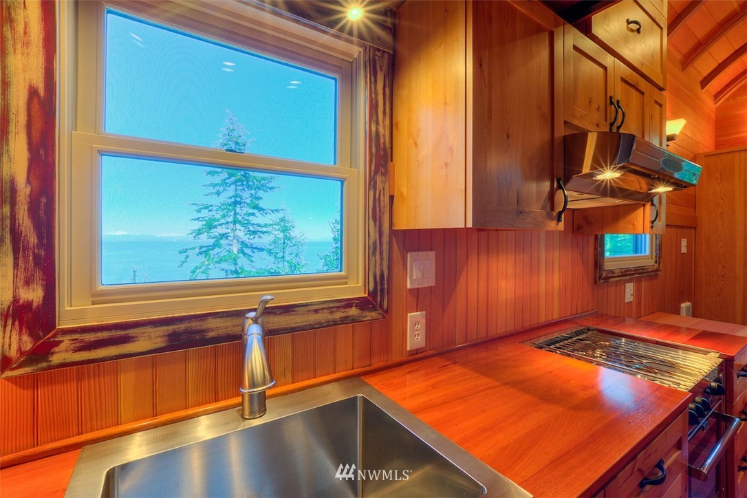 1765 Raccoon Point Road Orcas Island, WA 98245 - Photo 8 of 25 Gallery Image 8
