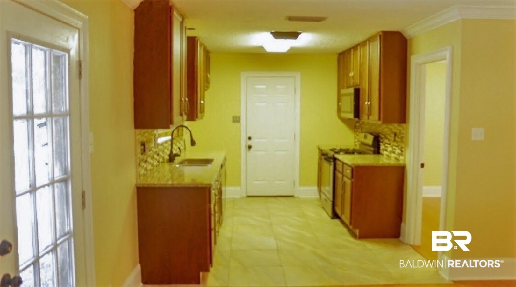 6620 Powder Horn Court Eight Mile, AL 36613 - Photo 3 of 24
