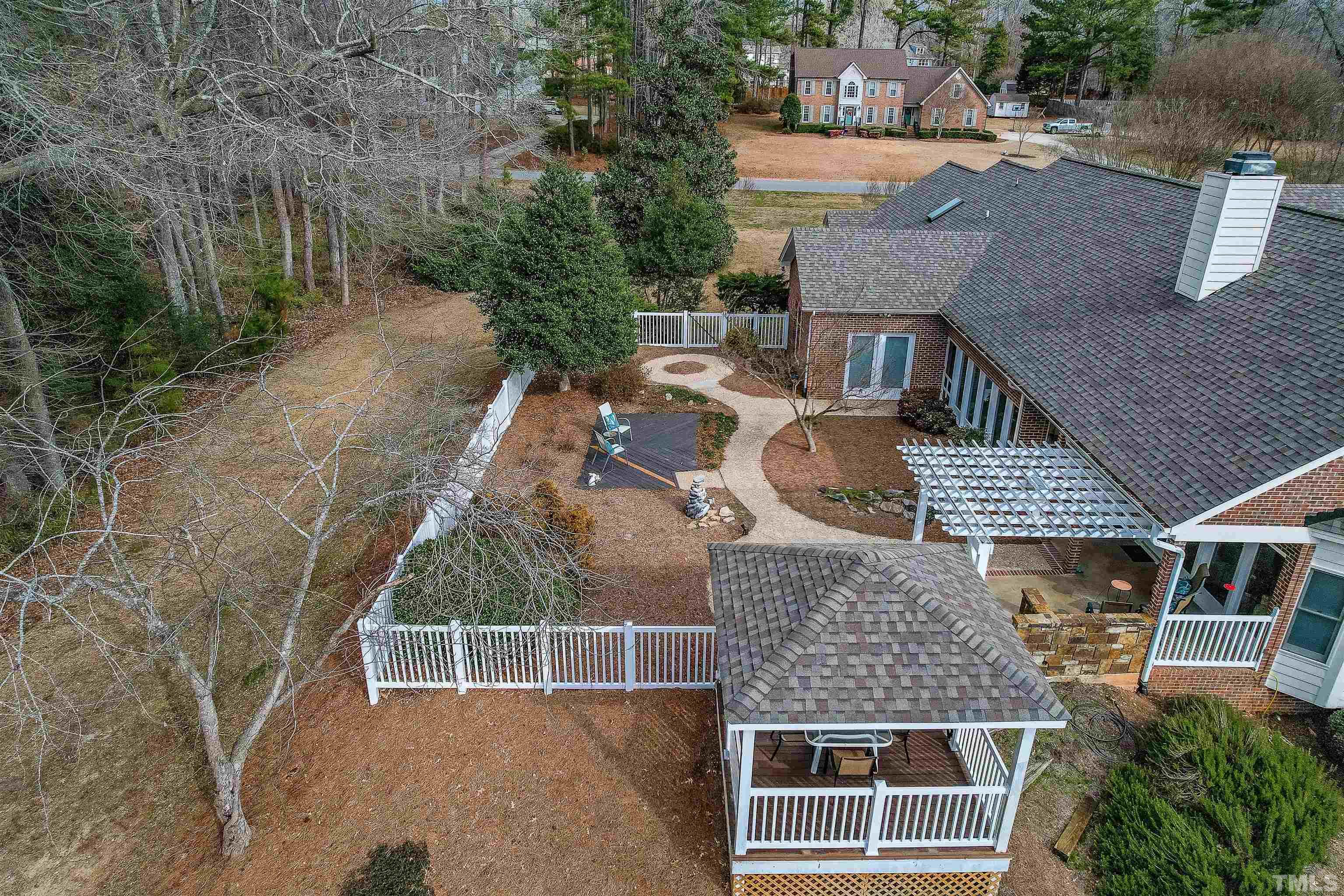 3900 Meadow Field Lane Raleigh, NC 27606 - Photo 26 of 28 Gallery Image 26