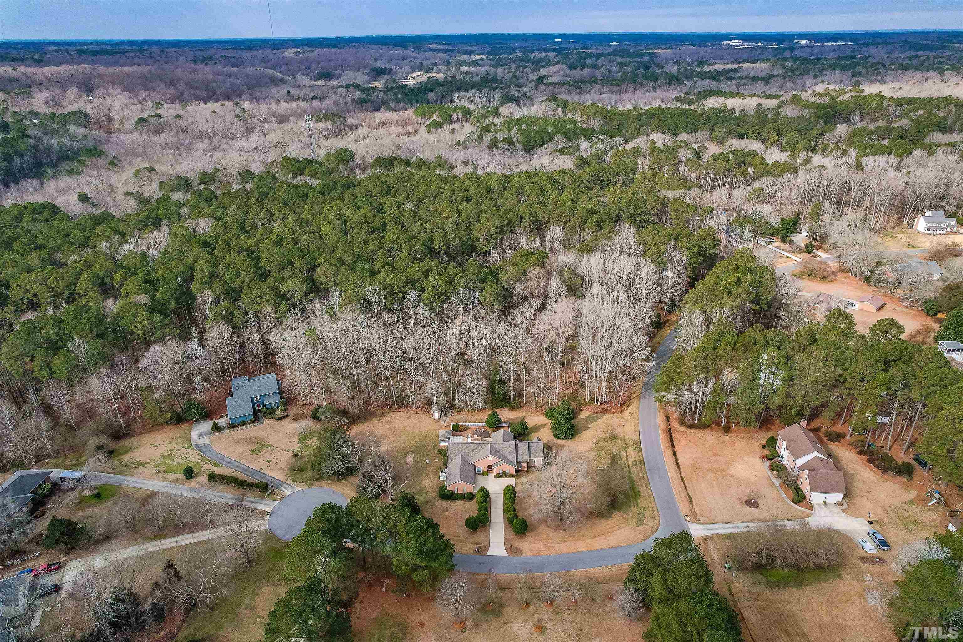 3900 Meadow Field Lane Raleigh, NC 27606 - Photo 3 of 28 Gallery Image 3