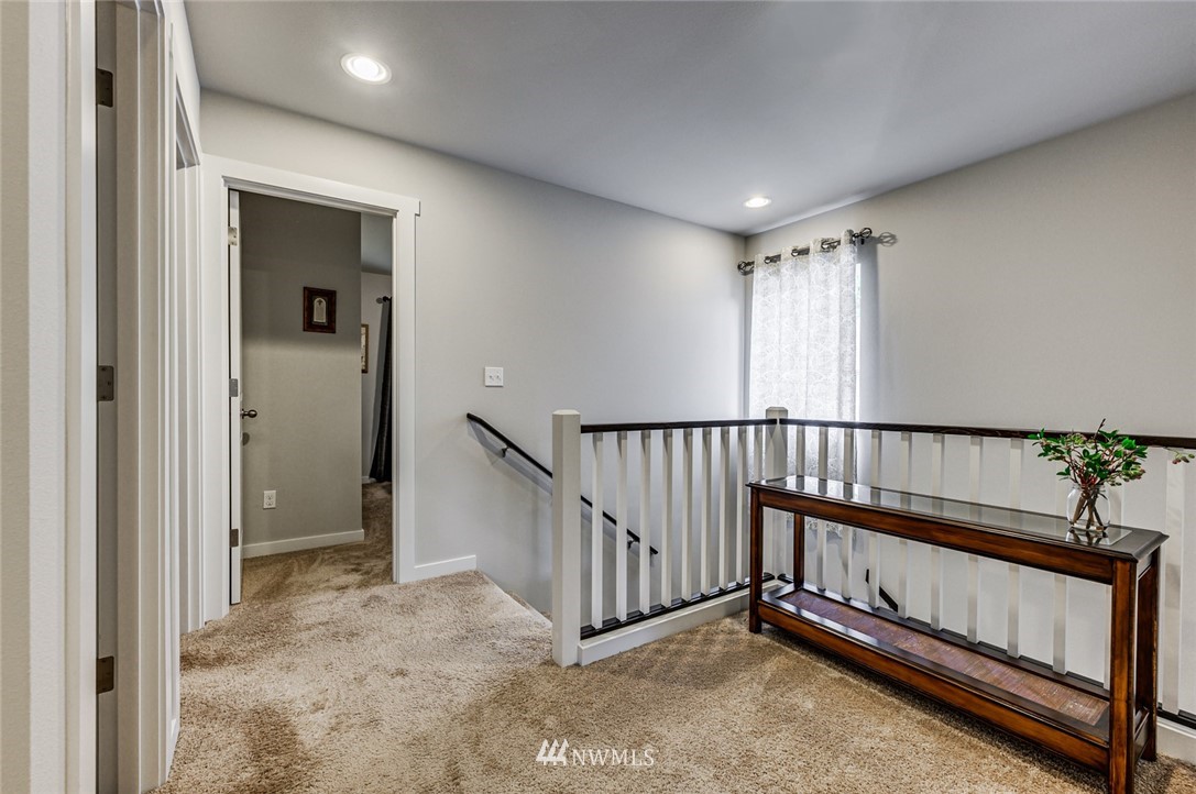 15822 Meridian Avenue South Bothell, WA 98012 - Photo 19 of 34