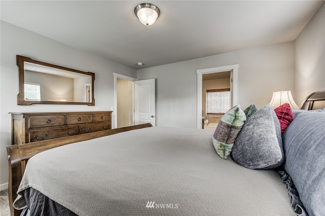 15822 Meridian Avenue South Bothell, WA 98012 - Photo 21 of 34