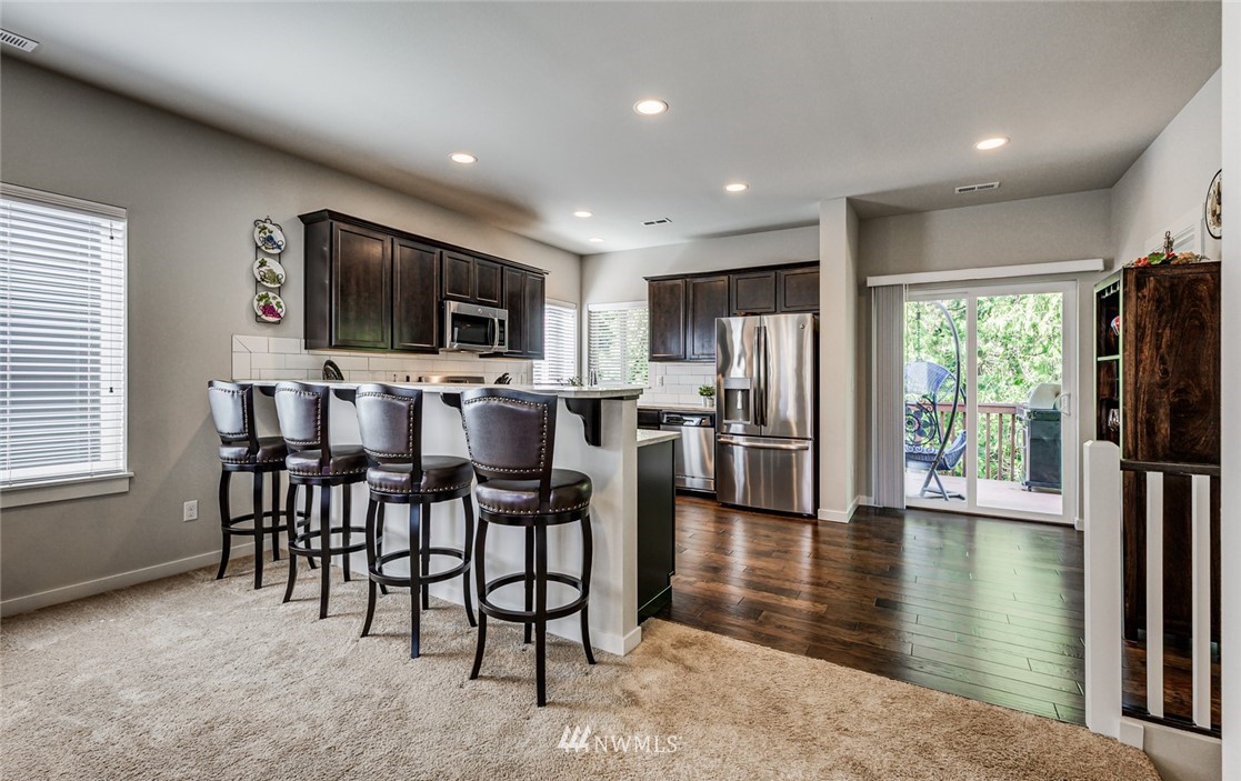 15822 Meridian Avenue South Bothell, WA 98012 - Photo 9 of 34