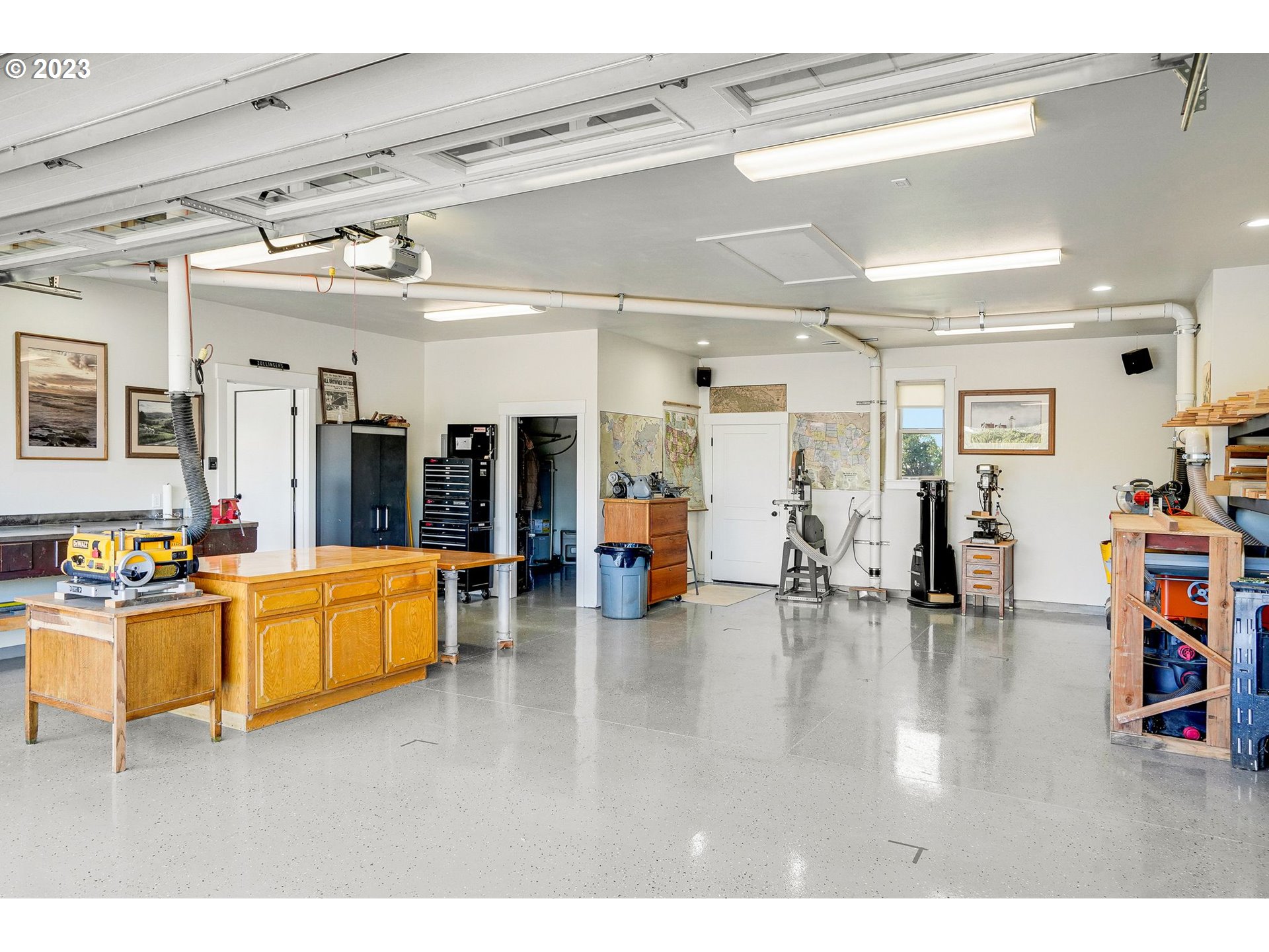 6771 Peter Road Southeast Aumsville, OR 97325 - Photo 41 of 48 Garage