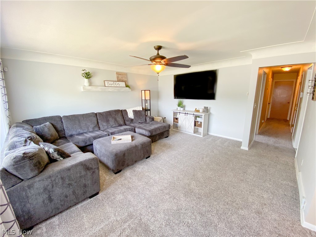 28678 Forest Road Willowick, OH 44095 - Photo 4 of 21 Gallery Image 4
