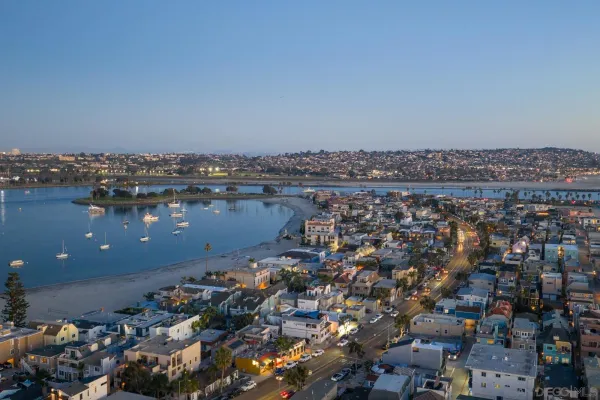 $5,500 | 811 Anacapa Court, San Diego, CA 92109