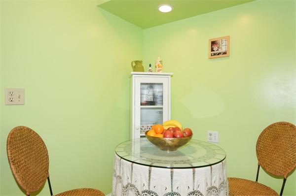 5 Reed Street Burlington, MA 01803 - Photo 16 of 27 Gallery Image 16