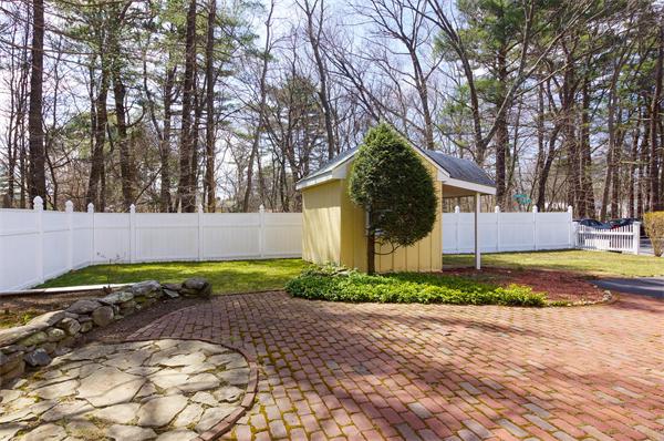 5 Reed Street Burlington, MA 01803 - Photo 4 of 27 Gallery Image 4