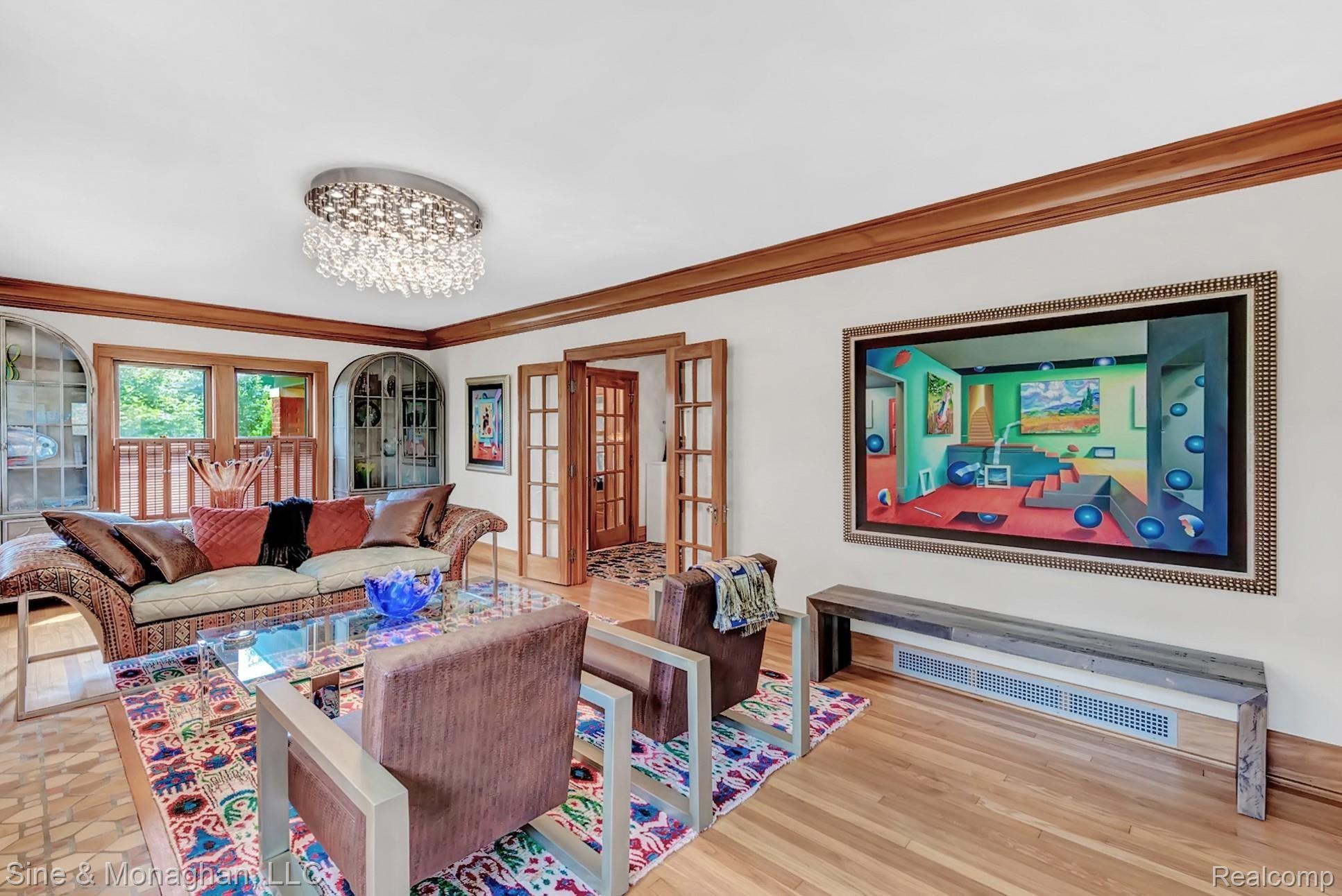 1158 West Maple Road Birmingham, MI 48009 - Photo 11 of 77 Expansive living room with wood floor
