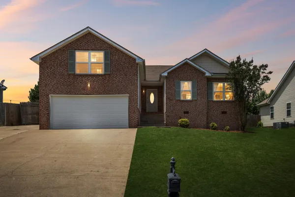 $319,900 | 3177 Brook Hill Drive, Clarksville, TN 37042