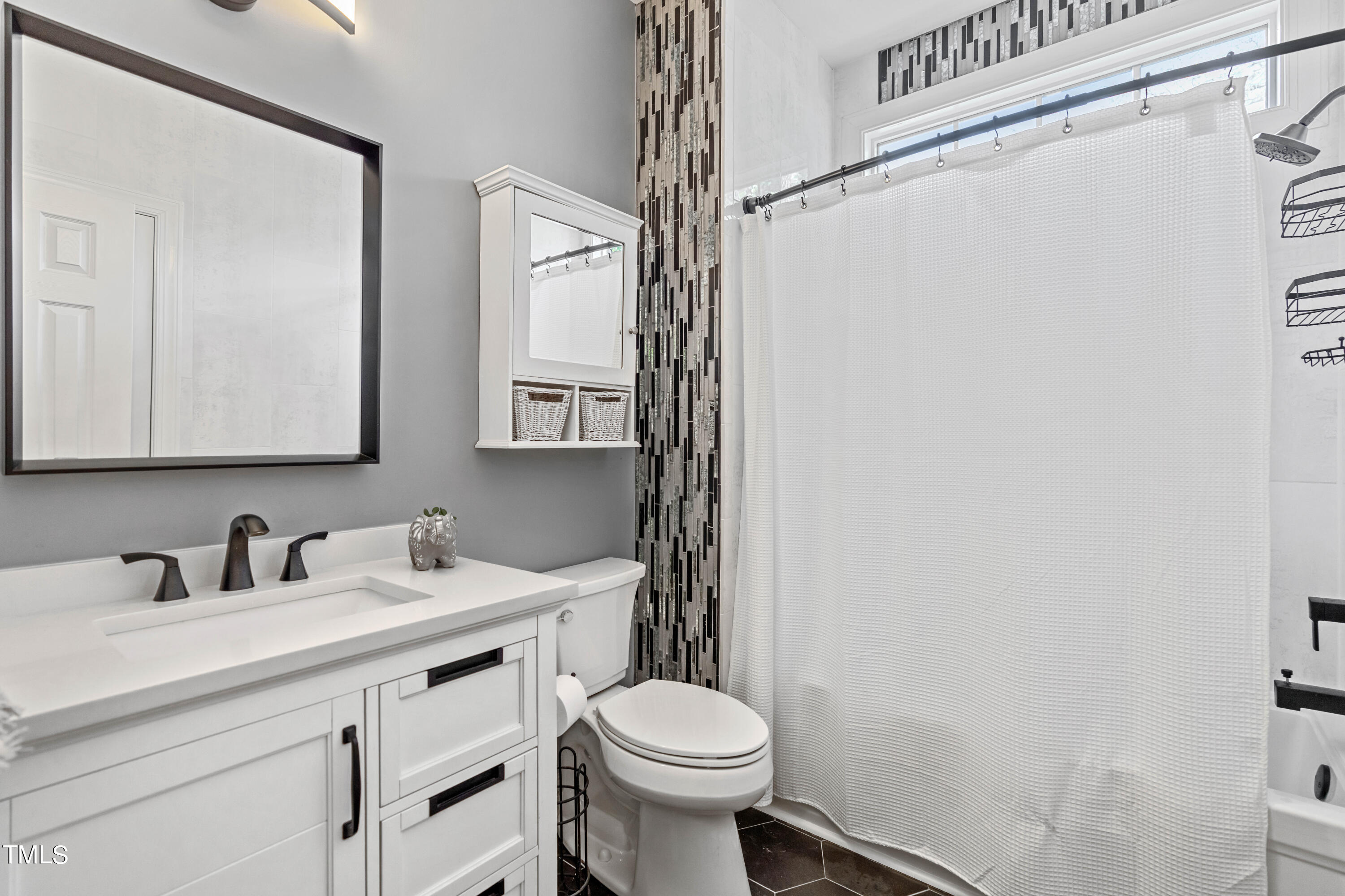3805 April Place Raleigh, NC 27612 - Photo 27 of 34 DSC08959