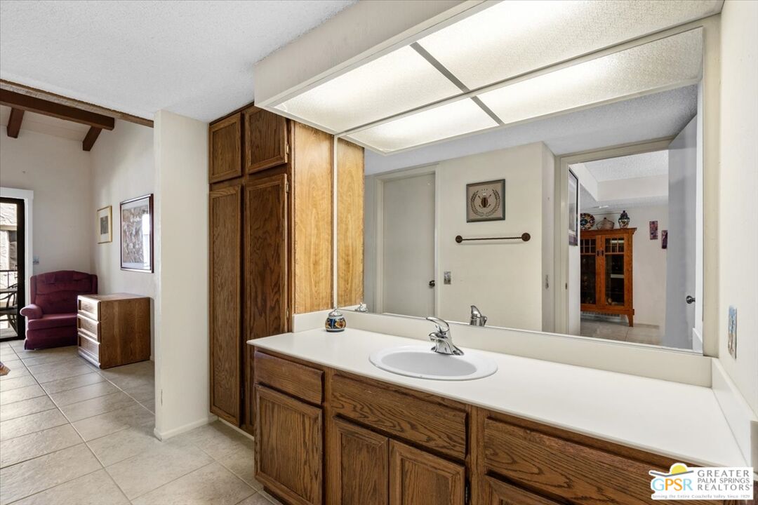 1050 Ramon Road, Unit 15 Palm Springs, CA 92264 - Photo 15 of 33
