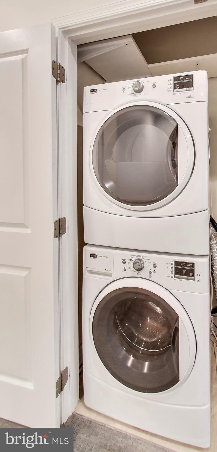 1418 North Rhodes Street, Unit B120 Arlington, VA 22209 - Photo 19 of 23 UPPER LEVEL LAUNDRY