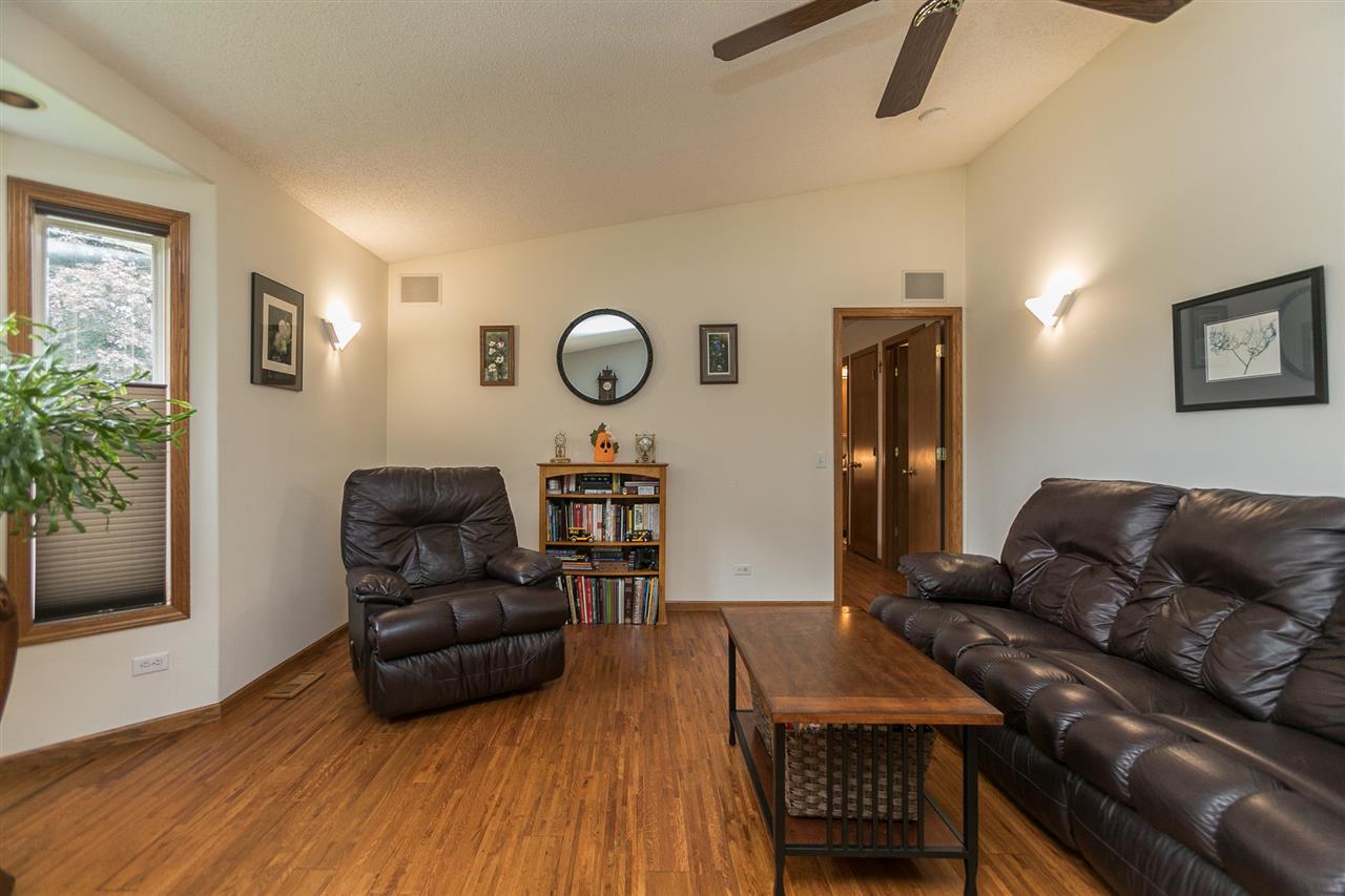 421 Elm Street Riverside, IA 52327 - Photo 5 of 42 Gallery Image 5