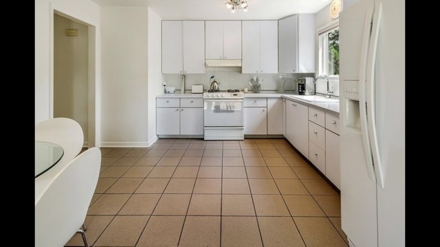 1838 Berkeley Road Highland Park, IL 60035 - Photo 5 of 16