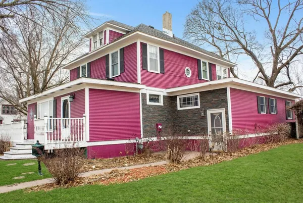 $250,000 | 710 West Oakland Avenue, Austin, MN 55912