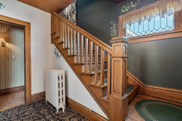 $250,000 | 710 West Oakland Avenue, Austin, MN 55912