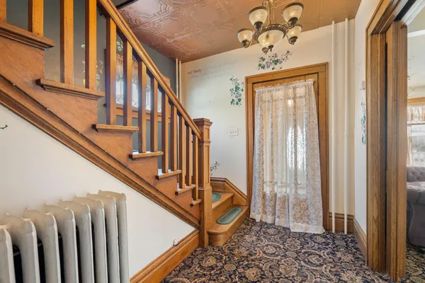 $250,000 | 710 West Oakland Avenue, Austin, MN 55912