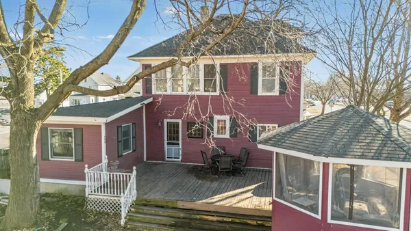 $250,000 | 710 West Oakland Avenue, Austin, MN 55912