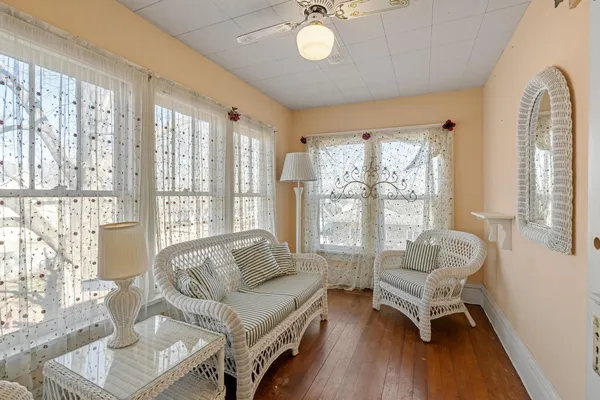 $250,000 | 710 West Oakland Avenue, Austin, MN 55912