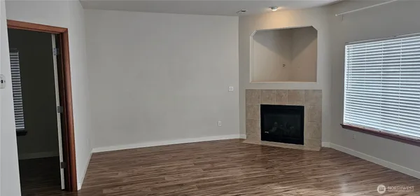 $2,850 | 9131 Thea Rose Dr. Southeast, Yelm, WA 98597