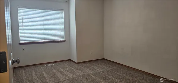 $2,850 | 9131 Thea Rose Dr. Southeast, Yelm, WA 98597