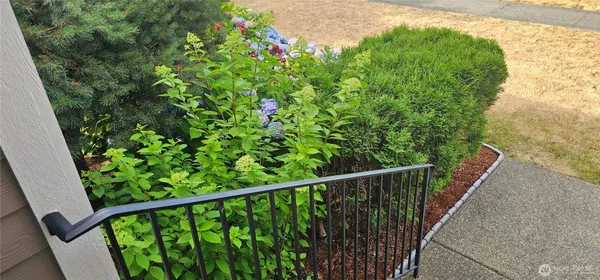 $2,850 | 9131 Thea Rose Dr. Southeast, Yelm, WA 98597