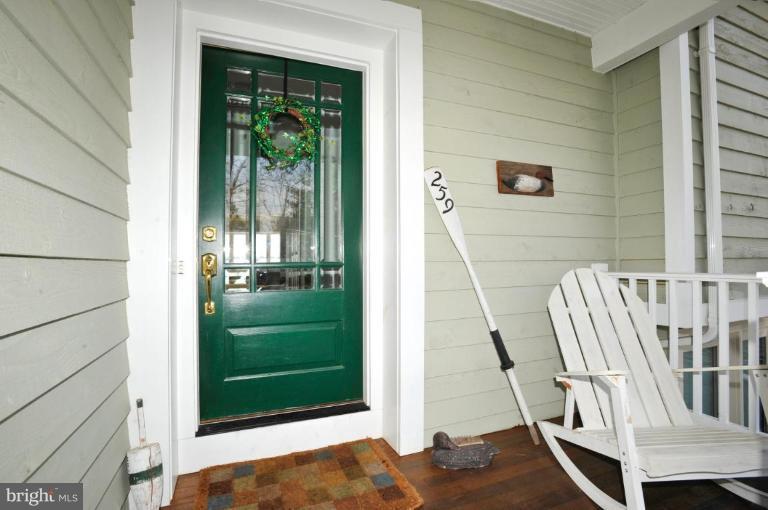 259 Long Point Road Crownsville, MD 21032 - Photo 2 of 30 Entrance / Foyer