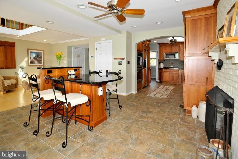 259 Long Point Road Crownsville, MD 21032 - Photo 6 of 30 Kitchen