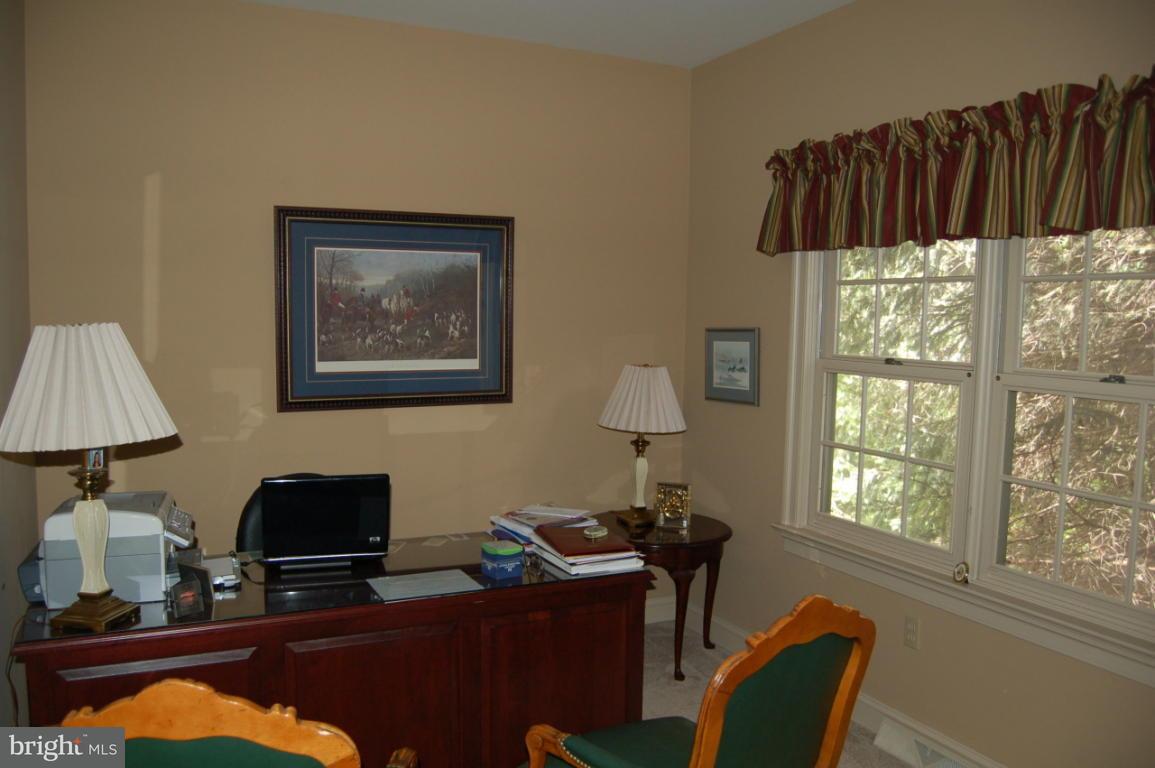 2104 Saddleridge Road Lancaster, PA 17601 - Photo 14 of 18