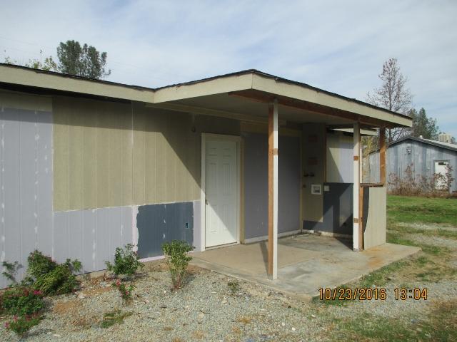 19283 Anna Road Anderson, CA 96007 - Photo 5 of 17 IMG_8815 (640x480)
