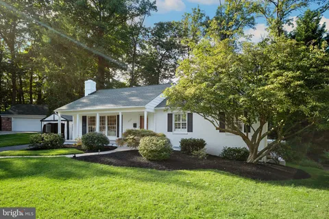 $999,000 | 12114 Whippoorwill Lane, Rockville, MD 20852