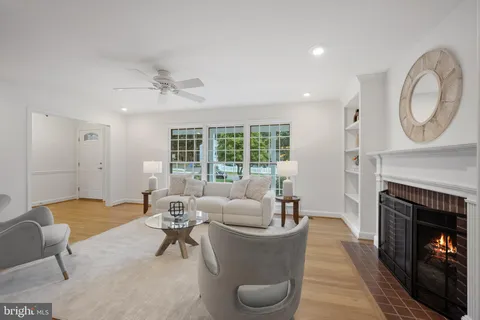 $999,000 | 12114 Whippoorwill Lane, Rockville, MD 20852