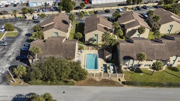 $2,250 | 1145 North Shannon Avenue, Unit 17, Indialantic, FL 32903