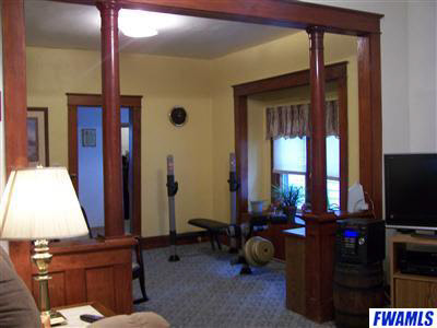 815 Madison Street Decatur, IN 46733 - Photo 4 of 10