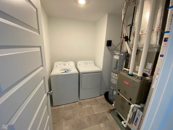 $2,850 | 17303 Gresham Lane, Westfield, IN 46074