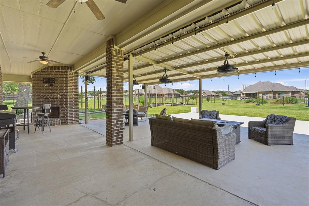 205 Lavender Road Springtown, TX 76082 - Photo 30 of 40 Gallery Image 30