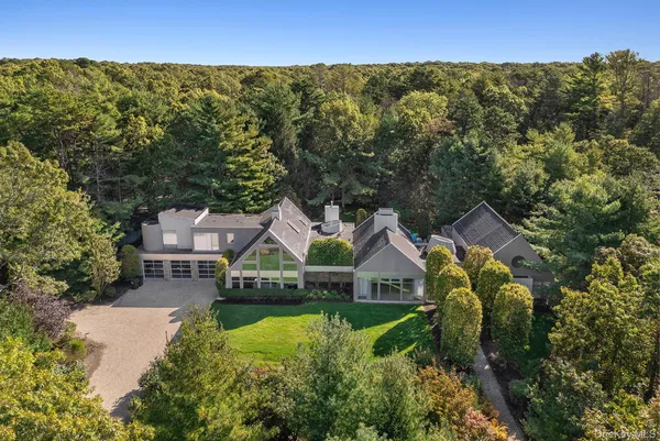 $120,000 | 7 Rolling Wood Lane, East Hampton, NY 11937