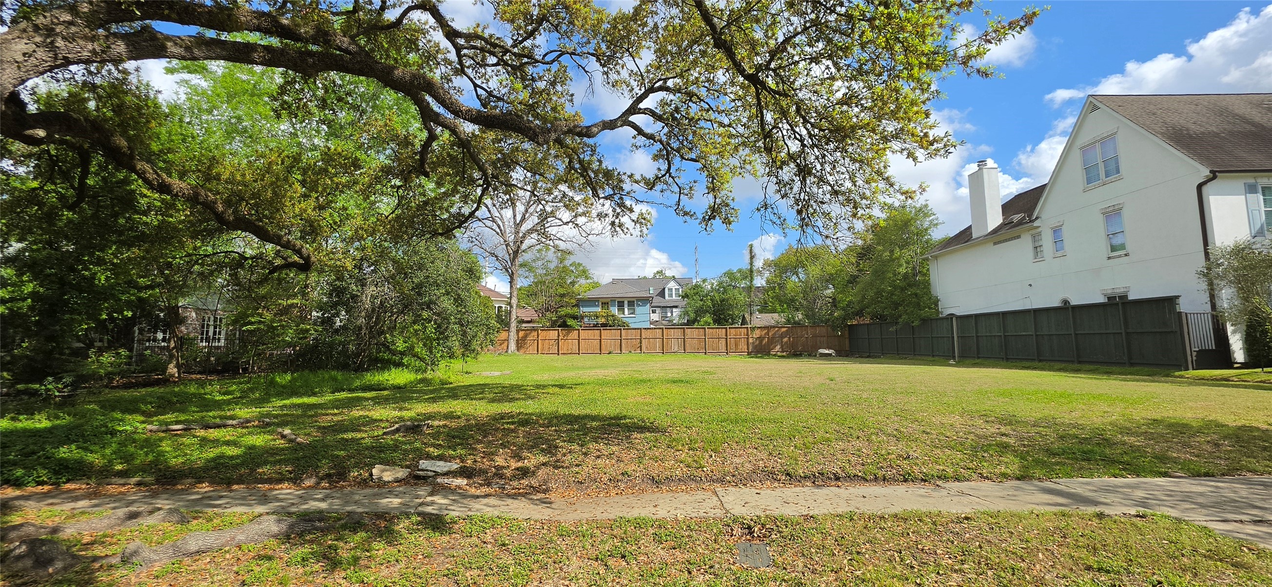2024 Milford Street Houston, TX 77098 - Photo 2 of 9
